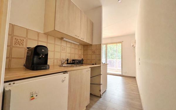 Appartement à vendre    1 pièce • 27 m2 Grasse