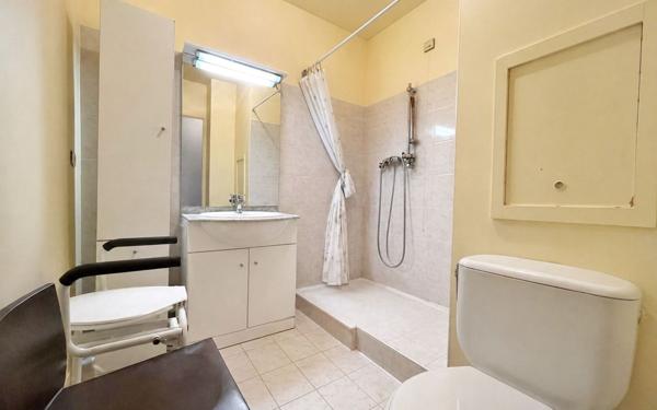 Appartement à vendre    1 pièce • 27 m2 Grasse