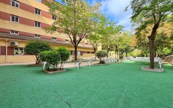 Appartement à vendre    1 pièce • 27 m2 Grasse