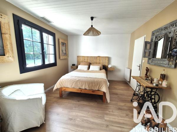 Maison à vendre 5 pièces 165 m² Sainte-Eulalie