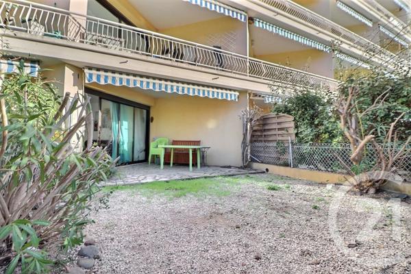 Appartement à vendre  2 pièces - 37,28 m2 ST RAPHAEL - 83
