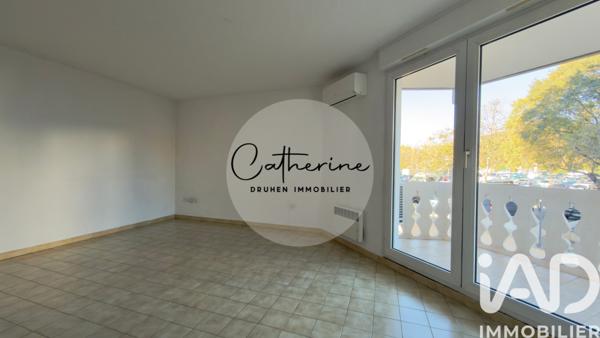 Location studio 37 m² Hyères