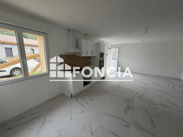 Location Maison 3 pièces 81.43 m² - 14 LA GRAND FONT Saint Savin 33920
