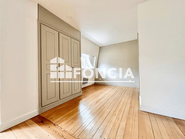 Location Studio 30.58 m² - 17 REMPART SAINT THIEBAULT Metz 57000