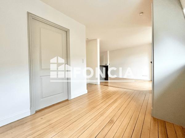 Location Studio 30.58 m² - 17 REMPART SAINT THIEBAULT Metz 57000