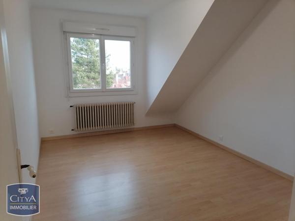 Appartement à louer 3 pièces 80.43m²