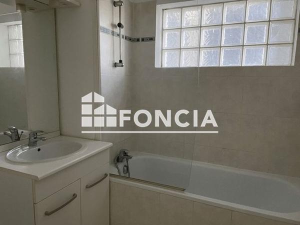 Location Studio 33.99 m² - DE LA SIXIEME HEURE, DE LA JOI Amiens 80000