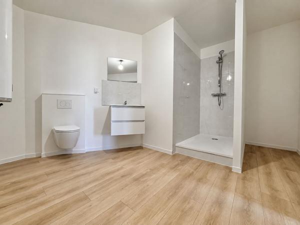Maison individuelle entièrement rénovée, climatisée - 6 pièces (148 m2)