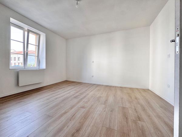 Maison individuelle entièrement rénovée, climatisée - 6 pièces (148 m2)