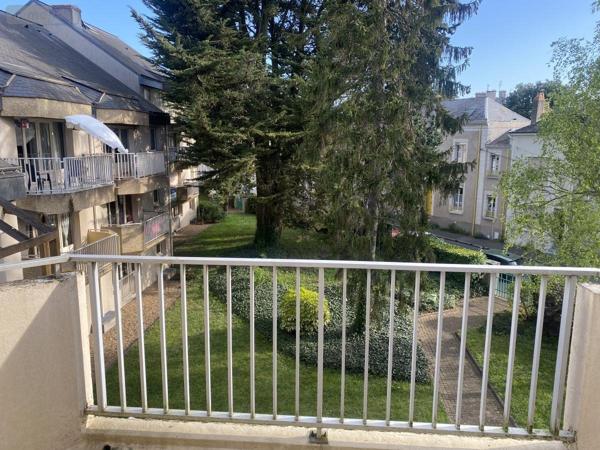 Appartement à vendre à Angers dans le Maine-et-Loire (49100), ref : 49012-1992   
La Gare