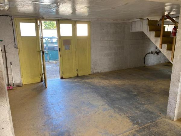 Maison à vendre à Bessé-sur-Braye dans la Sarthe (72310), ref : 41059-866