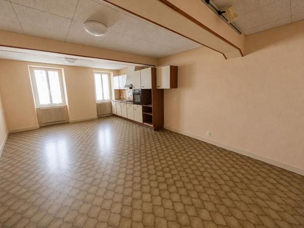 Maison de bourg Regny 115.76 m2