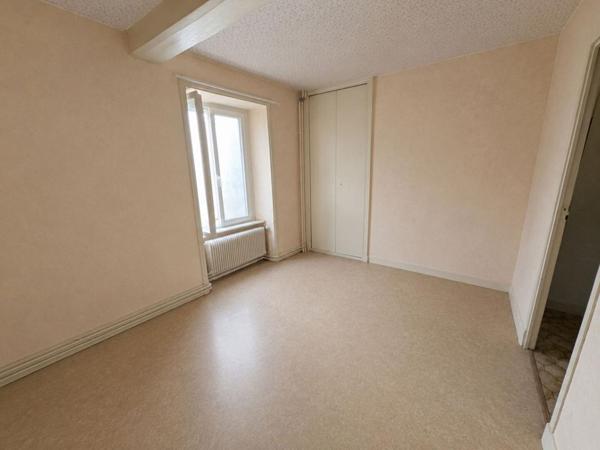 Maison de bourg Regny 115.76 m2