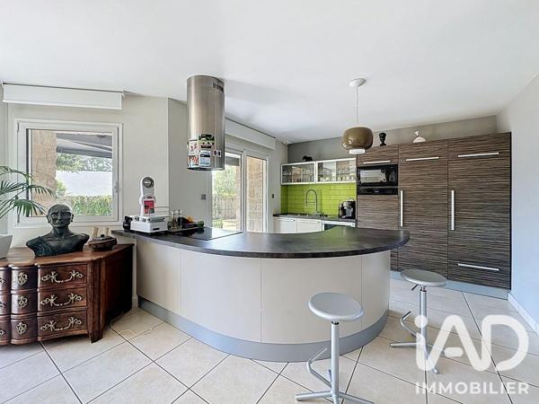 Maison à vendre 5 pièces 222 m² Arradon