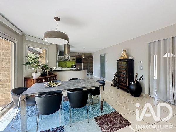 Maison à vendre 5 pièces 222 m² Arradon