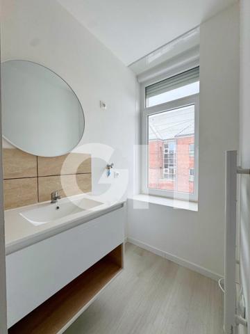 Immeuble rénové à vendre à Maubeuge - Investissement idéal