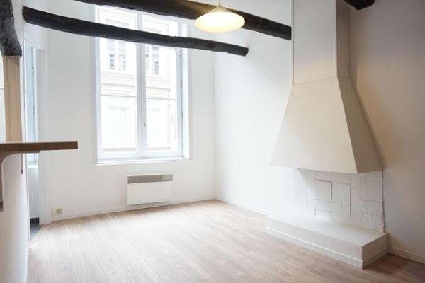 A LOUER : T2 à LILLE • Vieux lille • 845 € CC • Réf. G313-1