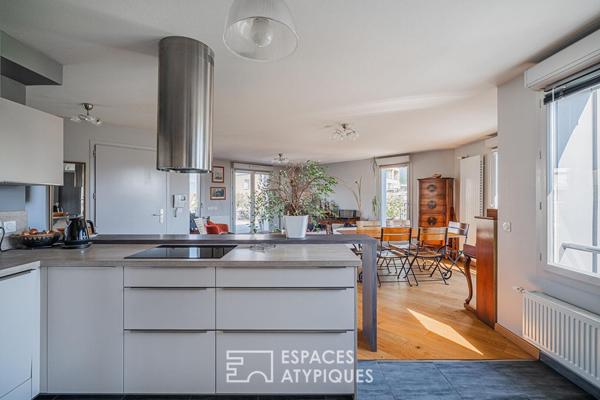 Appartement en dernier étage avec superbe terrasse et vue