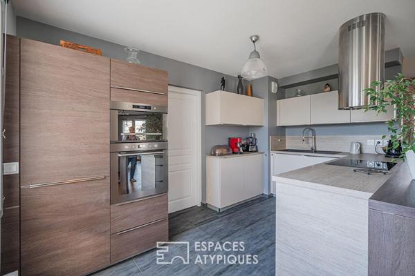 Appartement en dernier étage avec superbe terrasse et vue
