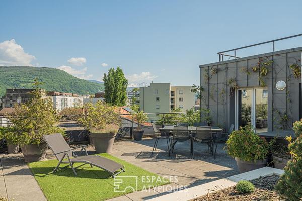 Appartement en dernier étage avec superbe terrasse et vue
