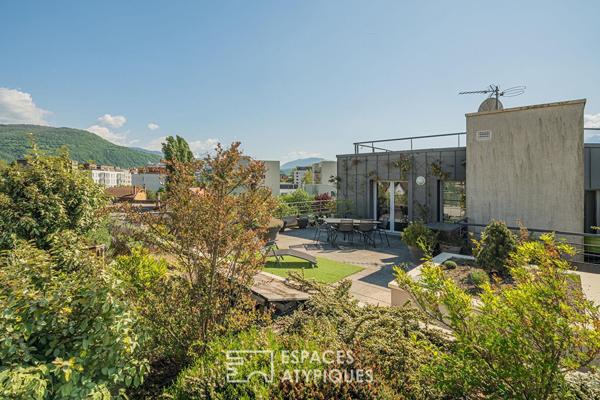 Appartement en dernier étage avec superbe terrasse et vue