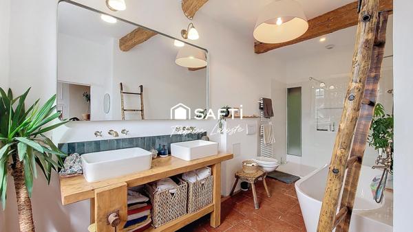 Maison de village - 6 pièces - 165 m²