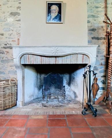 Bâtisse du 19ème siècle - 170 m2 - 5 pièces