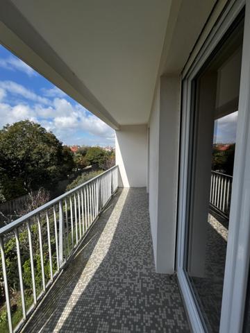 Quartier La Genette La Rochelle : grand T3 meublé