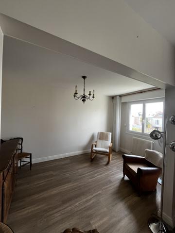 Quartier La Genette La Rochelle : grand T3 meublé