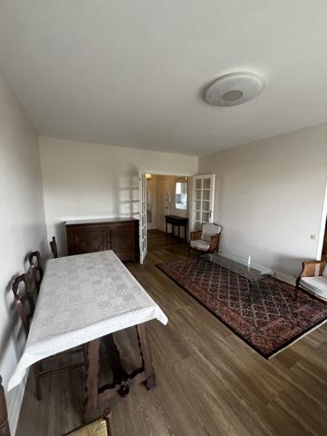 Quartier La Genette La Rochelle : grand T3 meublé