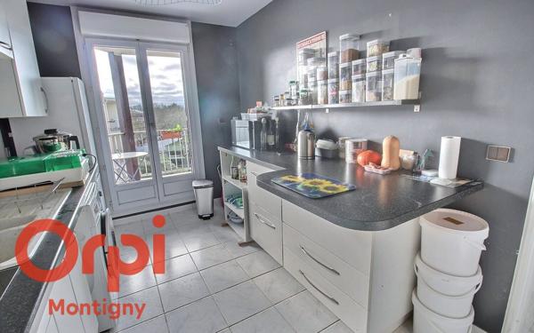 Appartement à vendre    3 pièces • 62 m2 Montigny-le-Bretonneux
