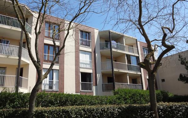 Appartement à vendre    3 pièces • 62 m2 Montigny-le-Bretonneux