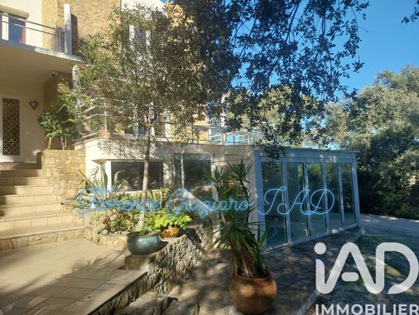 Maison à vendre 8 pièces 292 m² Sanary-sur-Mer