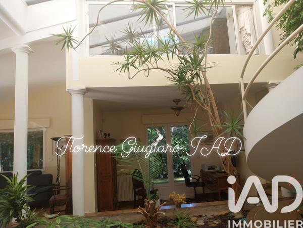 Maison à vendre 8 pièces 292 m² Sanary-sur-Mer