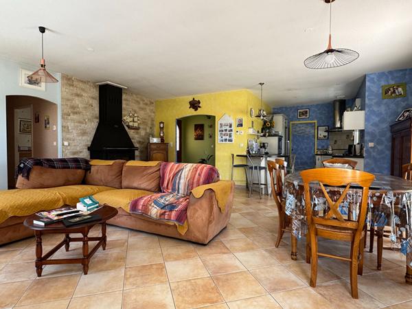 17600 SAUJON Maison avec piscine chauffée et double garage à Saujon
