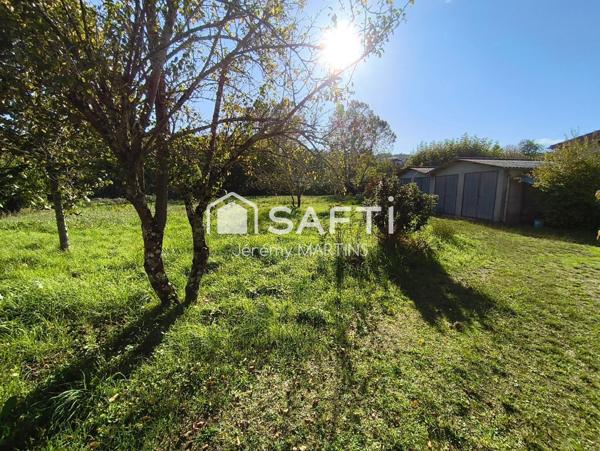 Maison familiale, appartement, jardin et dépendances