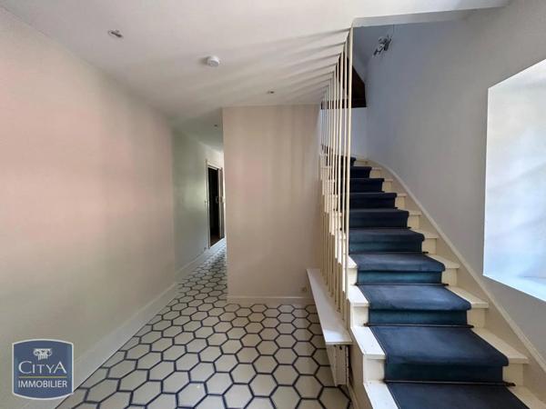 Appartement à louer 6 pièces 121.66m² Corenc (38700)