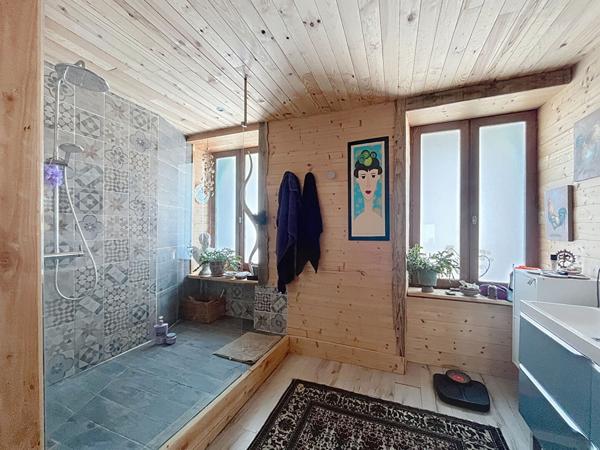 EXCLUSIVITE ! Maison Yssingeaux de plus de 150 m2 à 5 minutes de l'axe 88