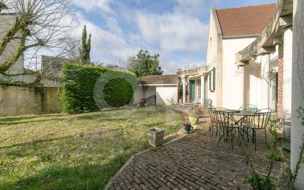 Maison à vendre    7 pièces • 199 m2 Pontault-Combault