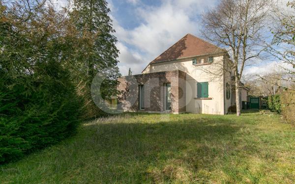 Maison à vendre    7 pièces • 199 m2 Pontault-Combault
