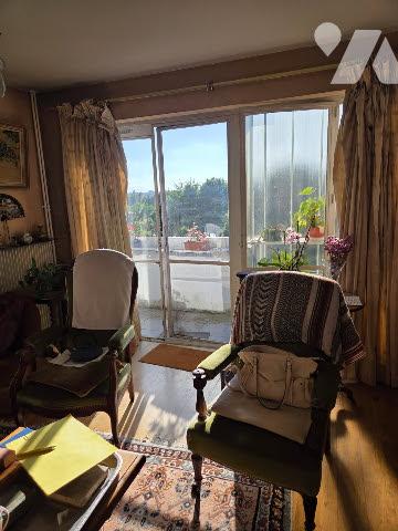 APPARTEMENT - VUE HORTILLONAGES - 3 CHAMBRES