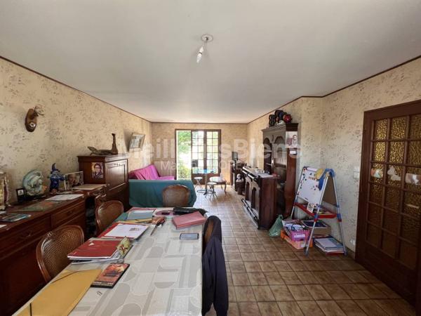 Maison  180 m2 potentiel - BOURG SOUS LA ROCHE