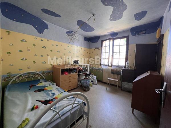 Maison  180 m2 potentiel - BOURG SOUS LA ROCHE