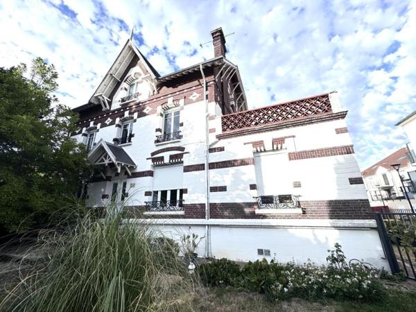 Maison de caractère au Centre de Crépy en Valois