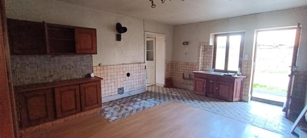 Maison 172.81 m2 et dépendances