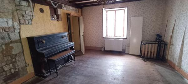 Maison 172.81 m2 et dépendances