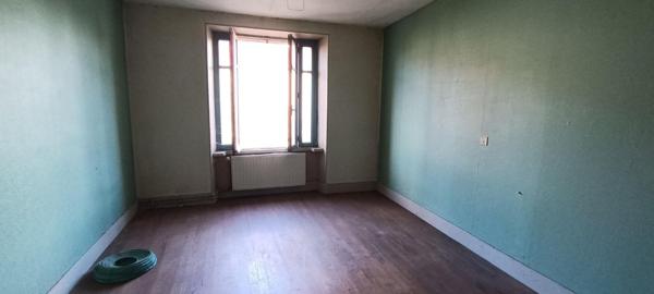 Maison 172.81 m2 et dépendances