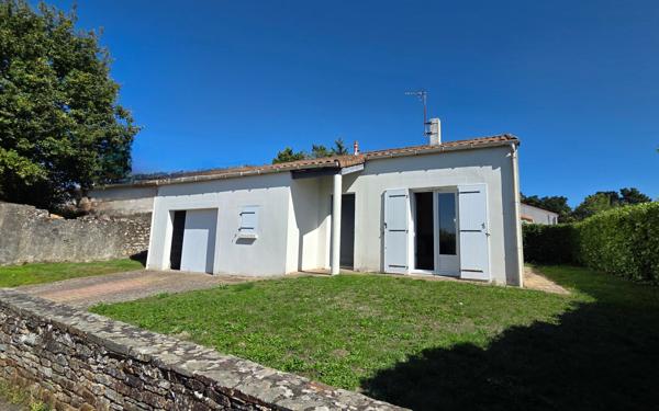 Maison à vendre    4 pièces •  Montaigu