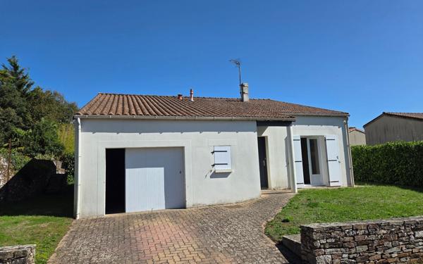 Maison à vendre    4 pièces •  Montaigu