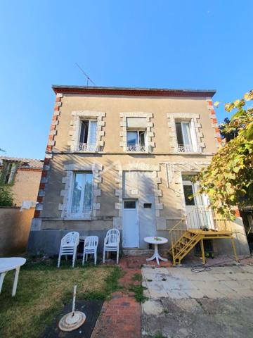 Maison  6 pièce(s)